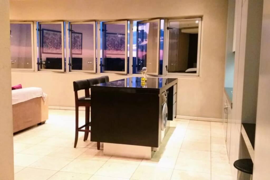 1007-Stunning Studio Apt With Incredible Joburg Views Johannesburg Zewnętrze zdjęcie