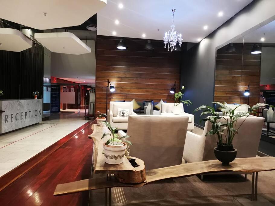 1007-Stunning Studio Apt With Incredible Joburg Views Johannesburg Zewnętrze zdjęcie